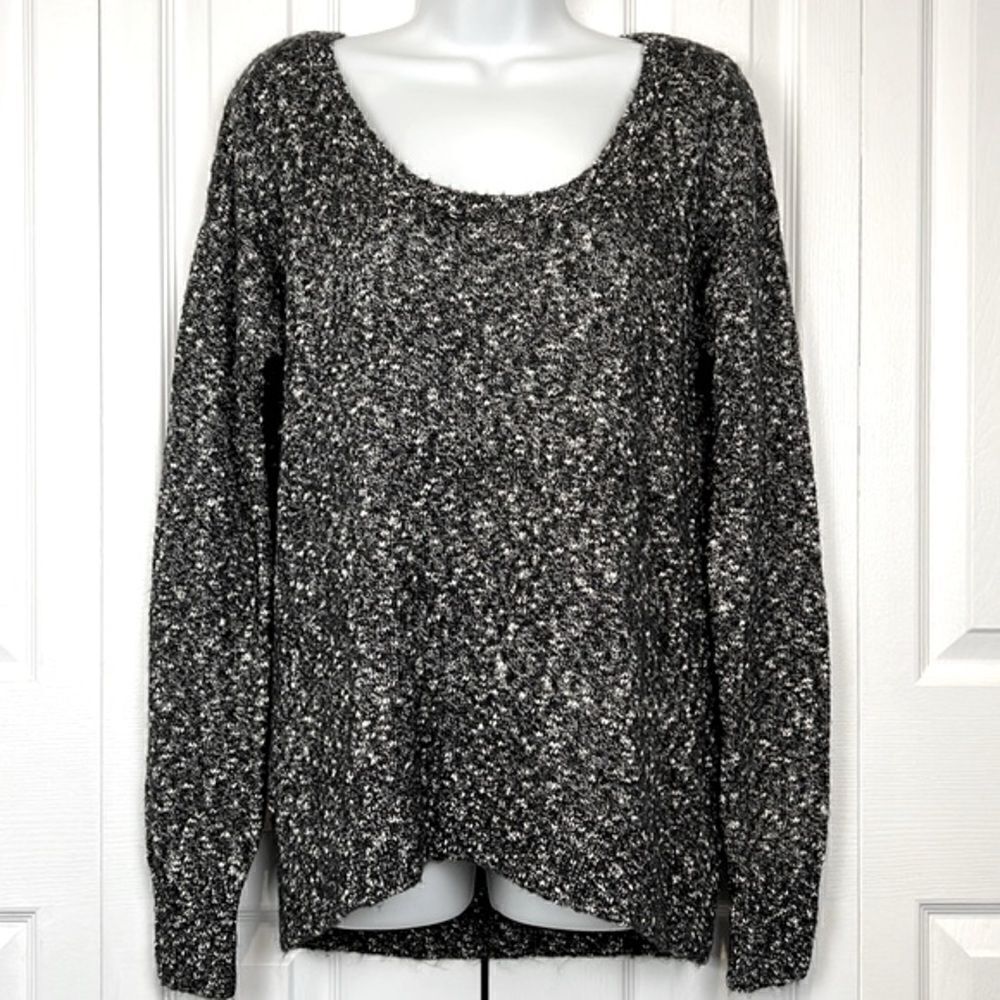 Gap Black/White‎ Round Neck Hi Low Sweater Size M
